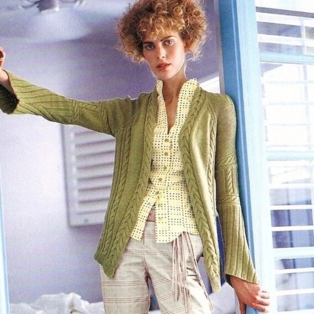 Vintage Anthropologie ODILLE Icon Hearts Scalloped Rainbow Top Blouse Heart 4 - Picture 8 of 16